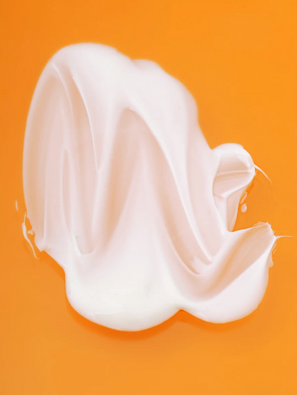 Close-up of Princess Mia Retinol Moisturizer cream texture swatch showcasing a rich, lightweight formula with a natural retinol alternative that deeply hydrates, smooths skin, and helps reduce the appearance of fine lines and wrinkles.
